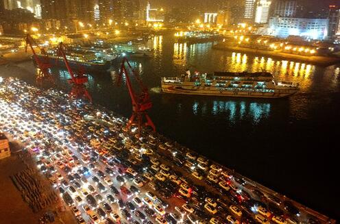 平時(shí)慢急時(shí)難 瓊州海峽過(guò)海不暢成“老大難”